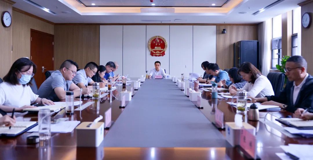 武汉铁检分院召开深入贯彻中央八项规定精神学习教育推进会