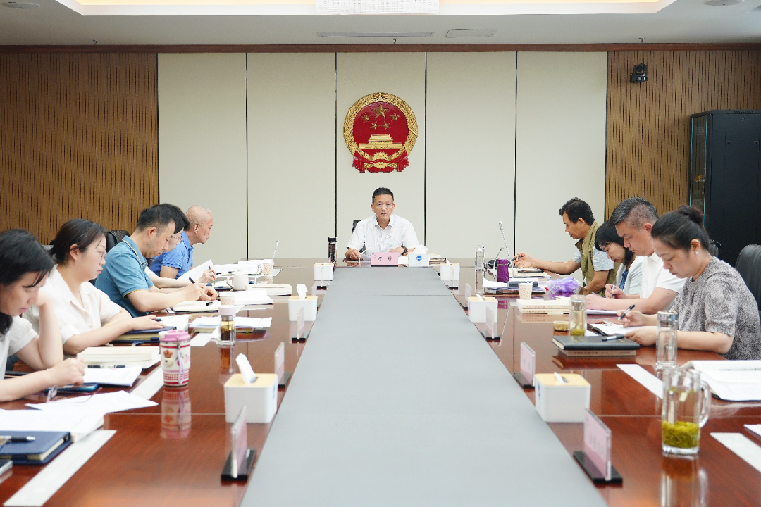 武汉铁检分院党组理论学习中心组集中学习研讨习近平党建思想